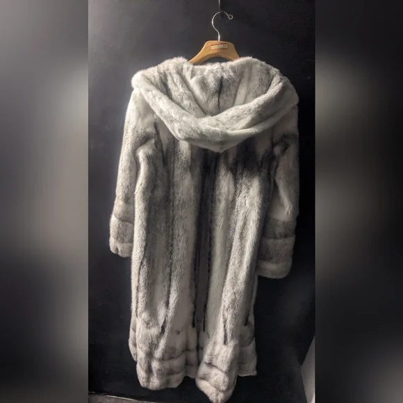 Blackcross Mink Coat with Hood - Picture 5 of 7